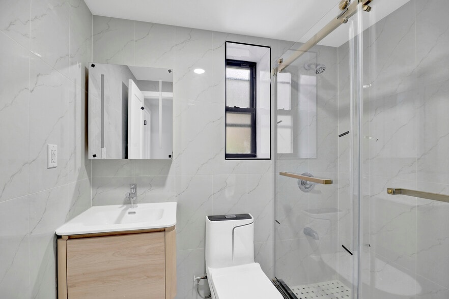 More Photos Of 3013 Brighton 5th St, Brooklyn Apartments For Sale