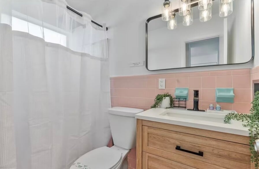 More Photos Of 333 Palm St, Hollywood Apartments For Sale