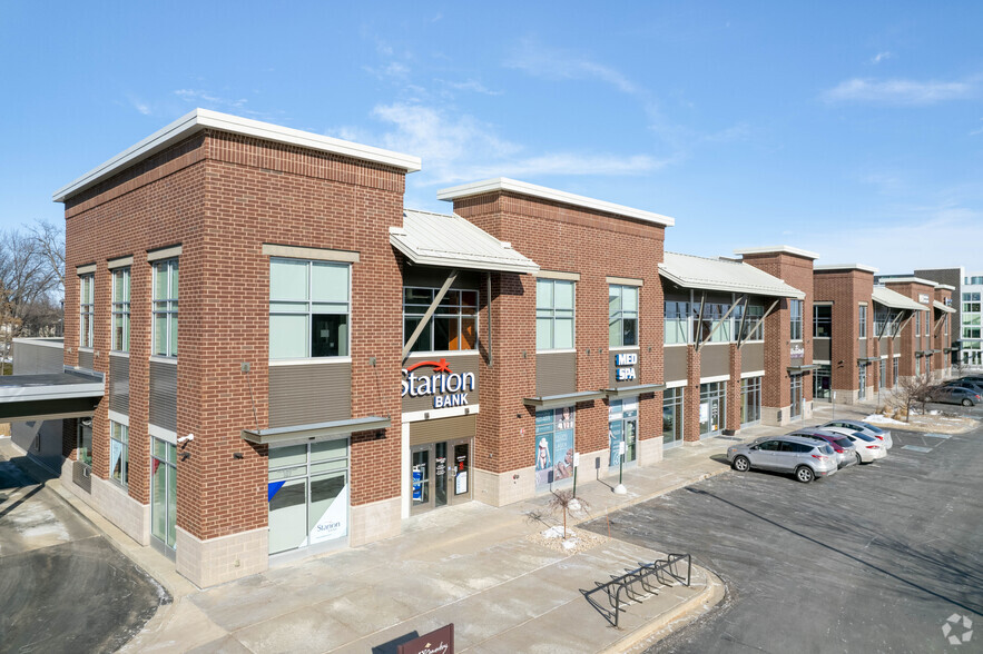 Primary Photo Of 1574 W Broadway, Madison Storefront Retail Office For Lease