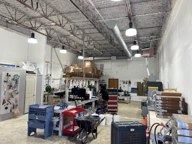 More Photos Of 2155 Chenault Dr, Carrollton Unknown For Lease