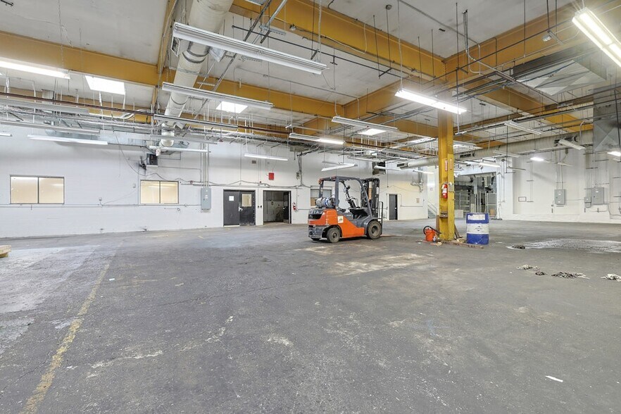 More Photos Of 1 Lawton St, Yonkers Manufacturing For Sale