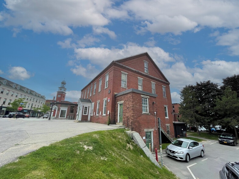 Primary Photo Of 2 York St, Biddeford Office For Sale