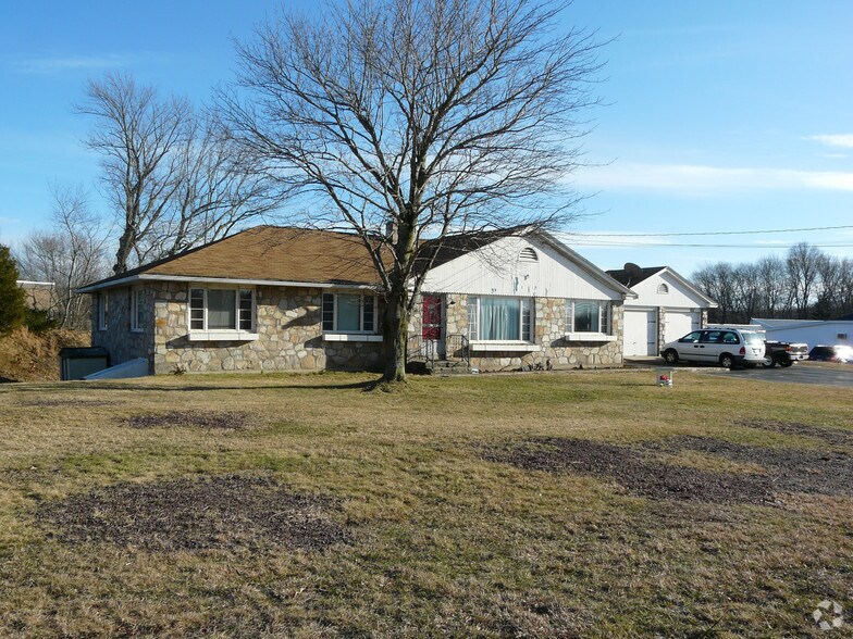 More Photos Of 800 Norwich Rd, Plainfield Medical For Sale