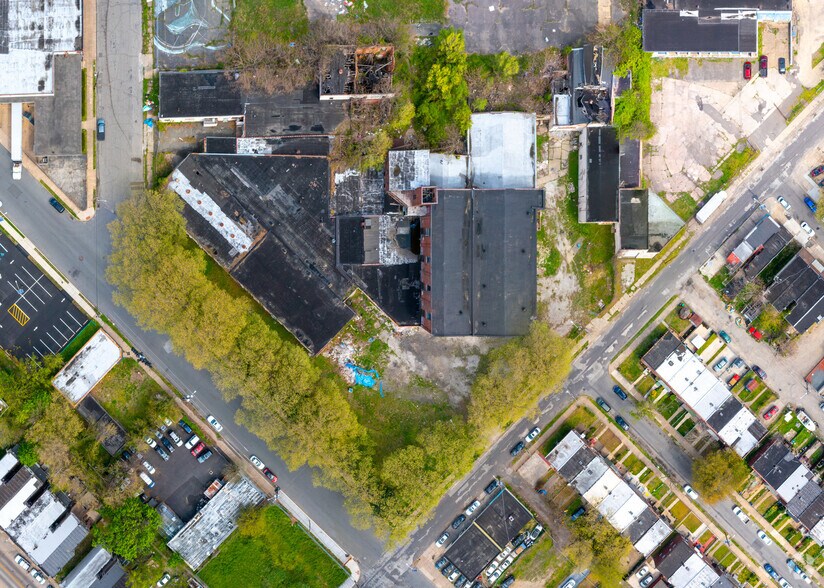 More Photos Of 1300 Walnut St, Camden Industrial For Lease