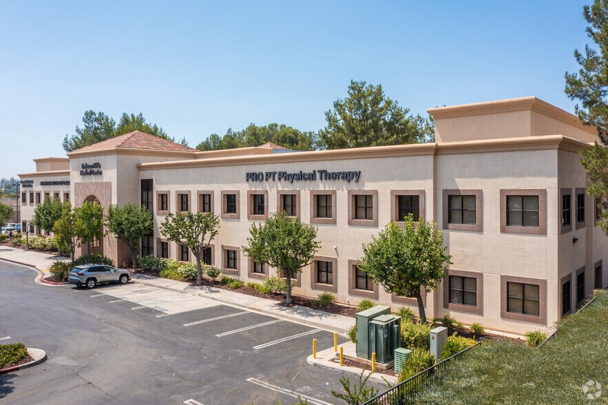 More Photos Of 27725 Santa Margarita Pky, Mission Viejo Medical For Lease