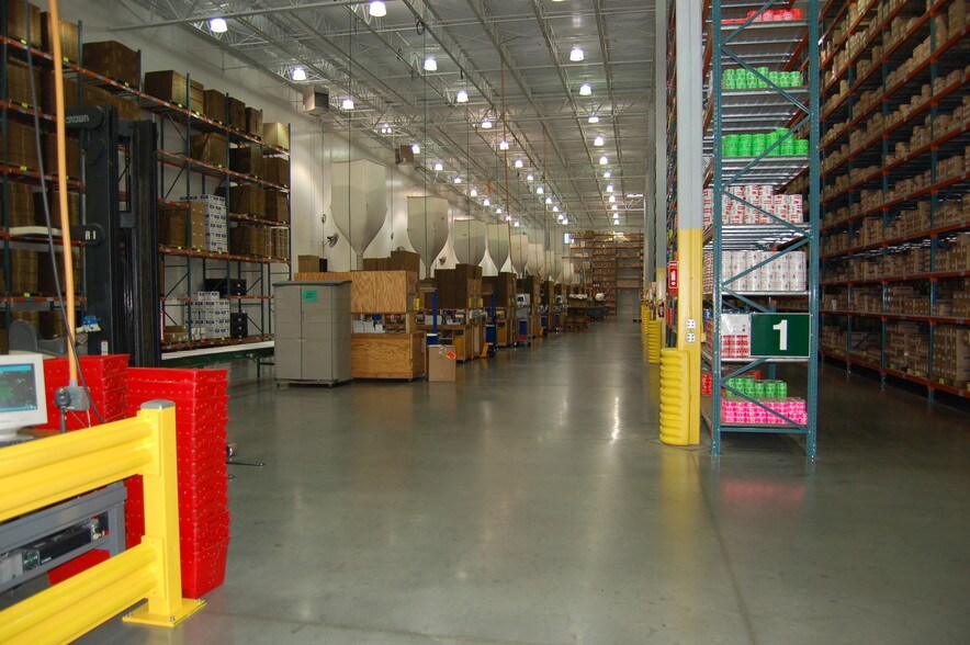 More Photos Of 2165 Northmont Pky, Duluth Warehouse For Lease