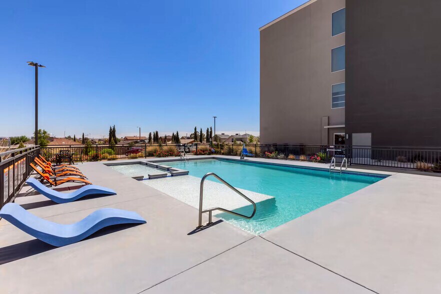 More Photos Of 3470 Joe Battle Blvd, El Paso Hotel For Sale