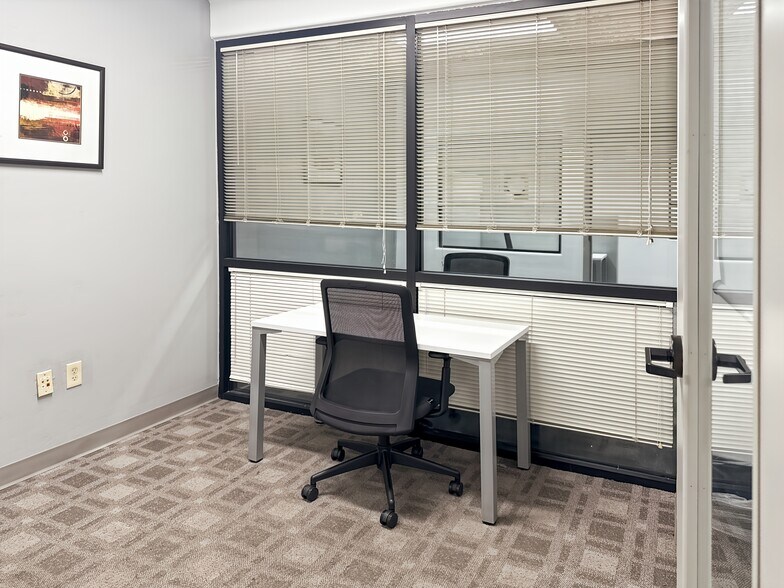 More Photos Of 6760 N Oracle Rd, Tucson Coworking Space