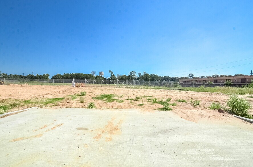 More Photos Of 24255 Highway 59, Porter Land For Sale