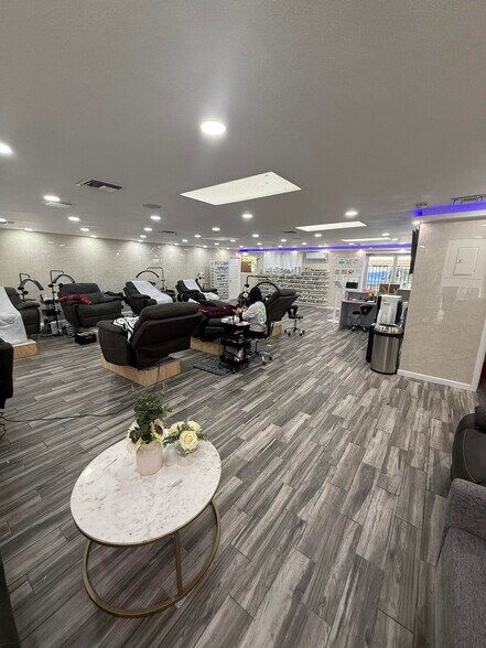 More Photos Of 942 N Hunter St, Stockton Office Residential For Lease