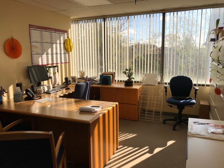 More Photos Of 108 Main St, Norwalk Medical For Lease