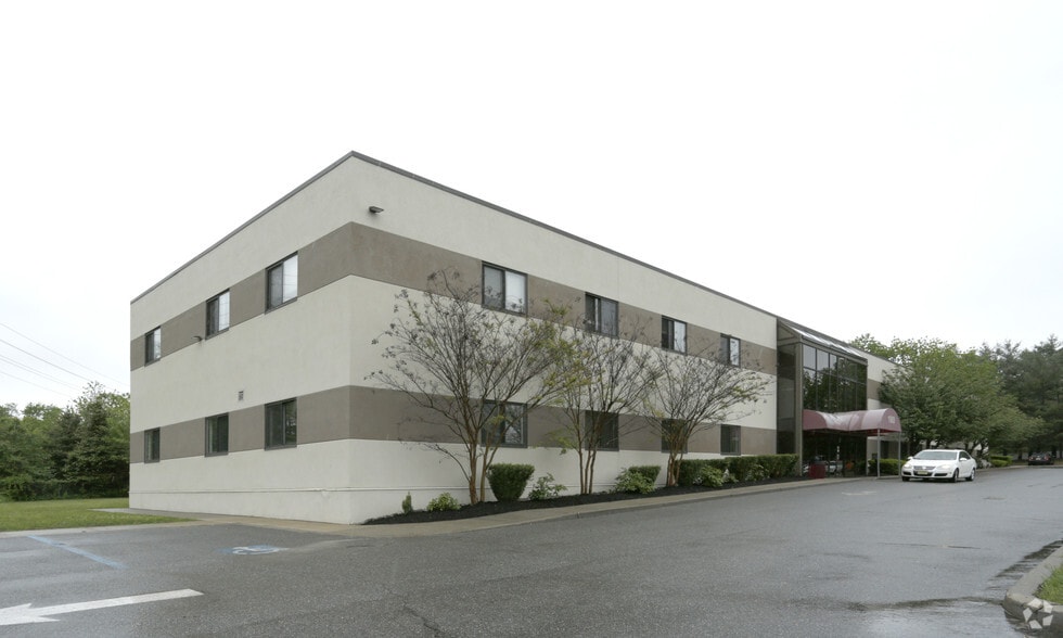 More Photos Of 180 White Rd, Little Silver Medical For Lease