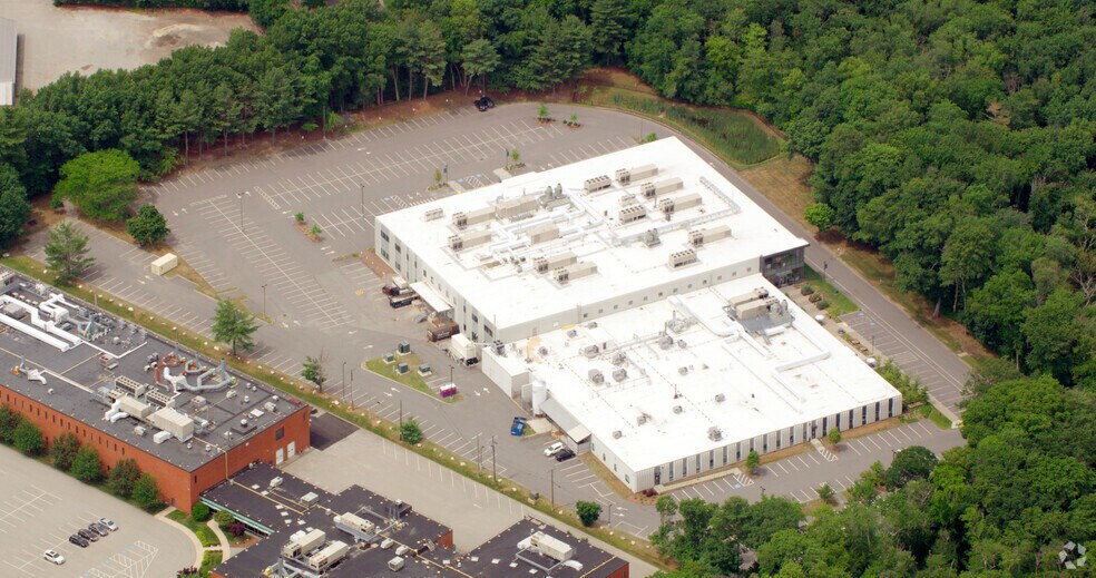 More Photos Of 1 Patriots Park, Bedford Research And Development For Lease