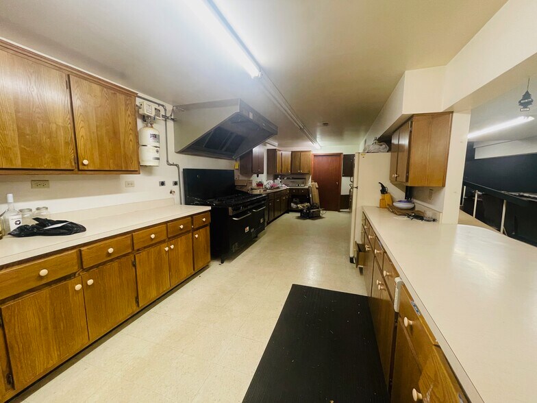 More Photos Of 210 Home Ave, Churubusco Office Residential For Sale