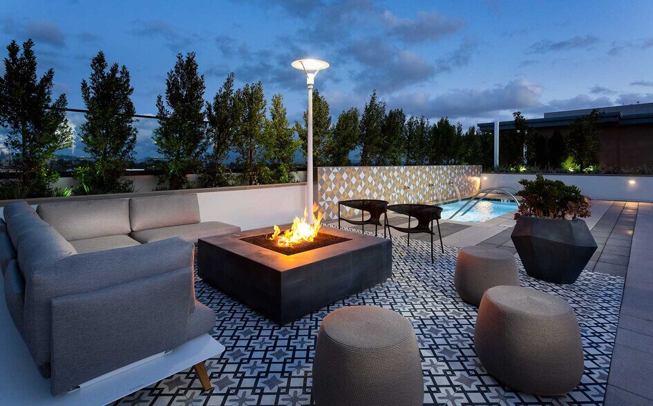 More Photos Of 185 S State College Blvd, Brea Apartments For Lease