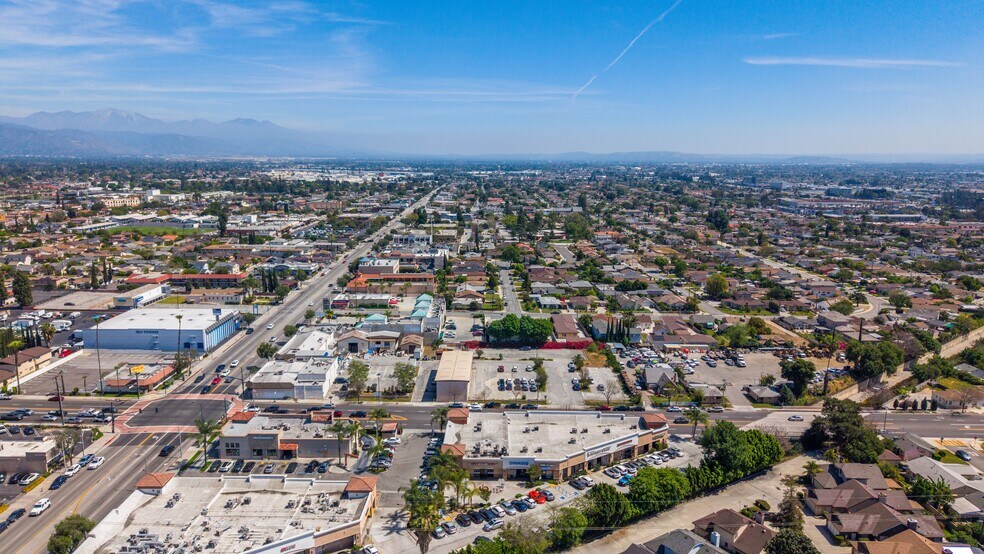 More Photos Of 8614 Valley Blvd, Rosemead Light Distribution For Sale