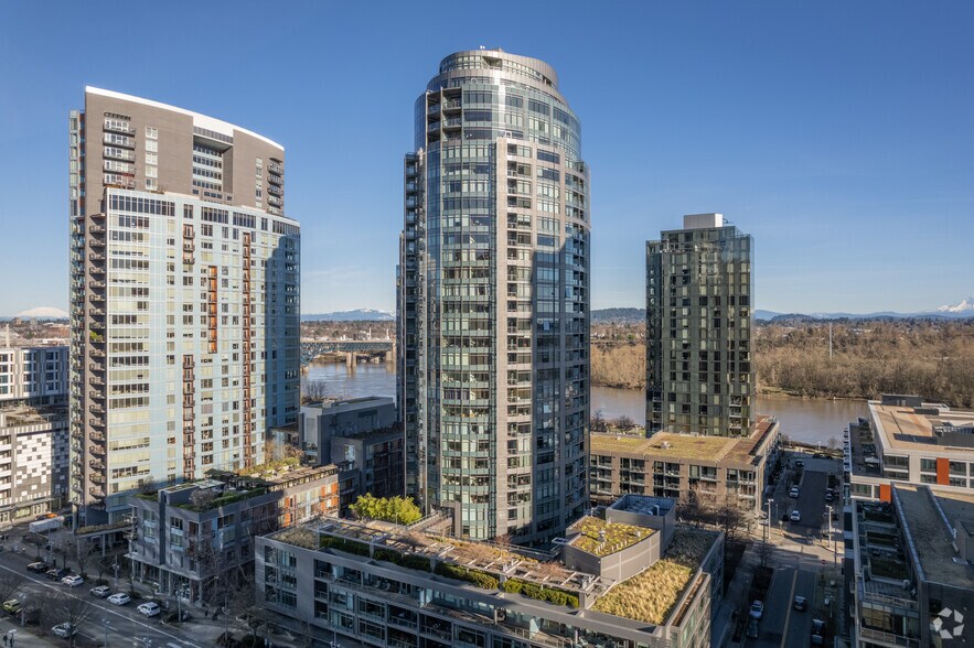 More Photos Of 3601 S RIVER Pky, Portland Apartments For Sale