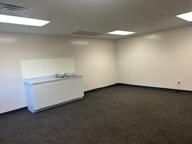 More Photos Of 10442 Liberty Ln, Chisago City Warehouse For Lease