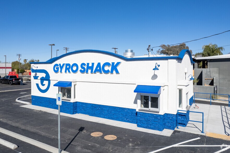 More Photos Of 5775 E Broadway Blvd, Tucson Fast Food For Lease