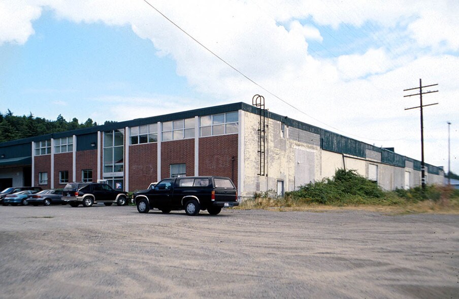 More Photos Of 1915 S Corgiat Dr, Seattle Warehouse For Sale
