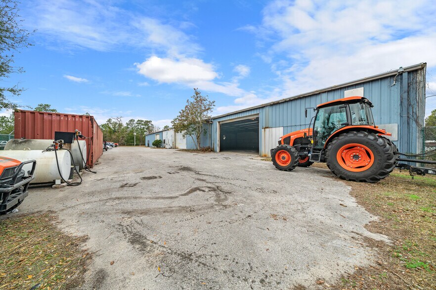 More Photos Of 11641 SW 90th Ter, Ocala Warehouse For Lease