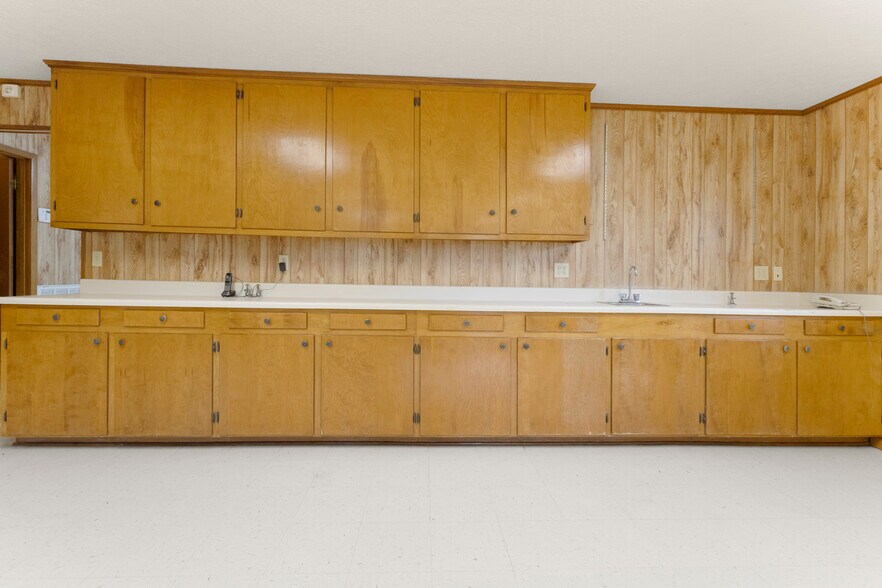 More Photos Of 1308 Balboa Ave, Panama City Office For Sale