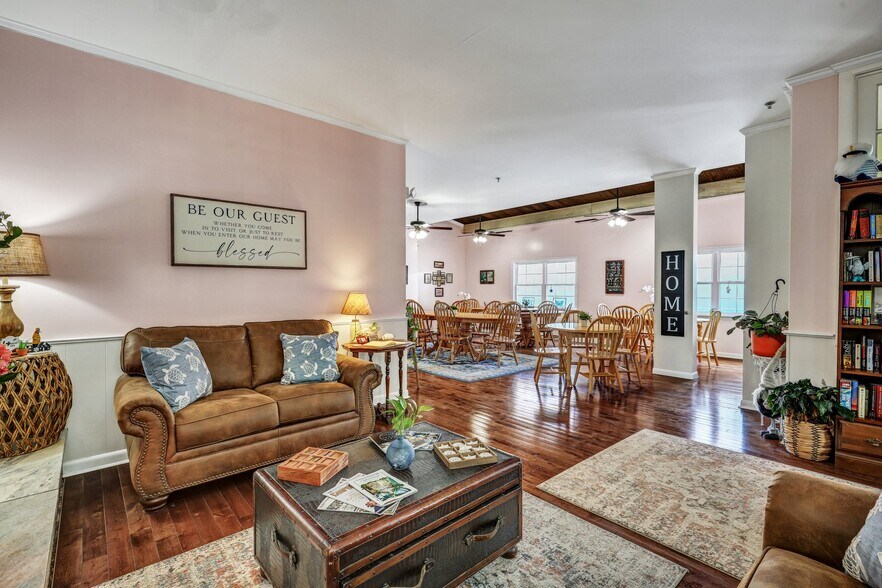 More Photos Of 24 Van Horne Ave, Tybee Island Hospitality For Sale