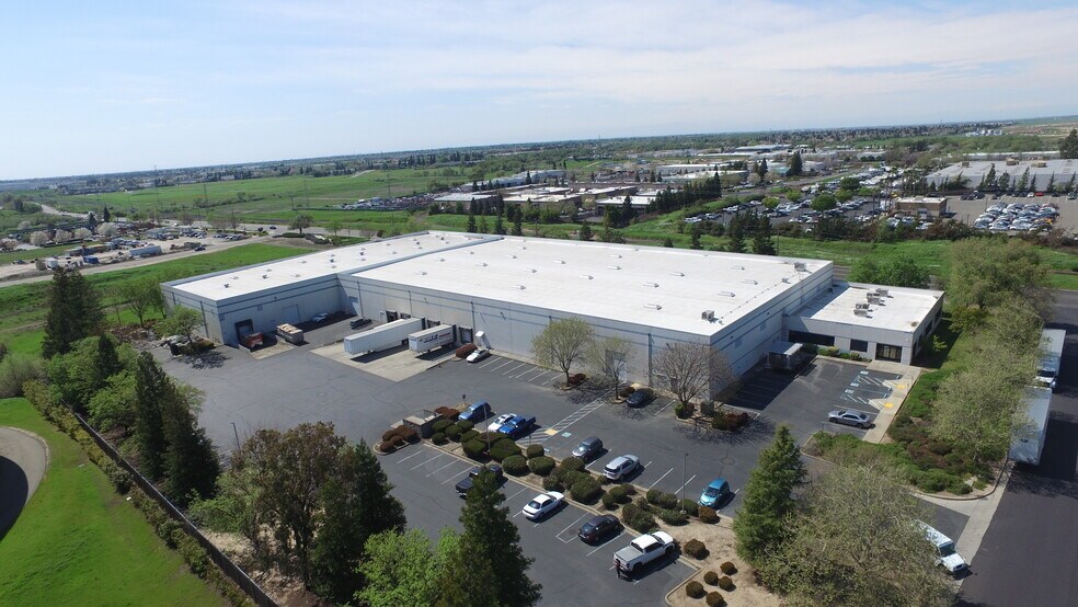 More Photos Of 1251 Tinker Rd, Rocklin Warehouse For Lease
