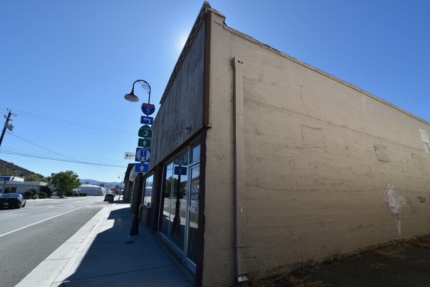 More Photos Of 115 S Main St, Yreka General Retail For Sale