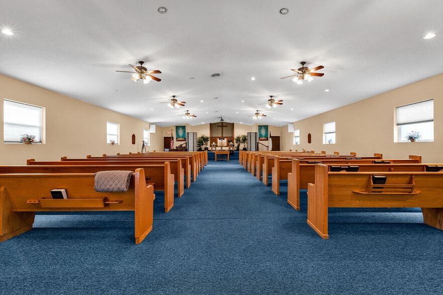 More Photos Of 9564 Hazelton-Etna SW Rd, Pataskala Religious Facility For Sale