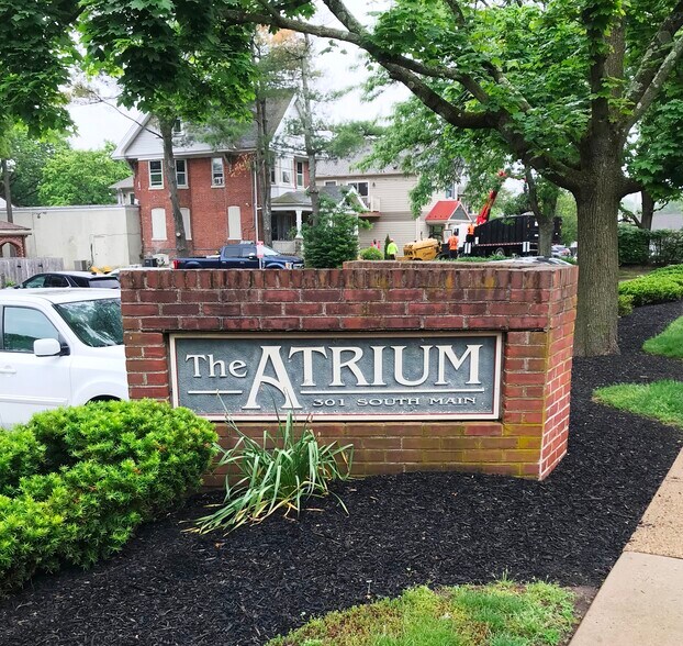 More Photos Of 301 S Main St, Doylestown Medical For Sale