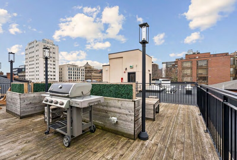 More Photos Of 27 Bold St, Hamilton Apartments For Sale