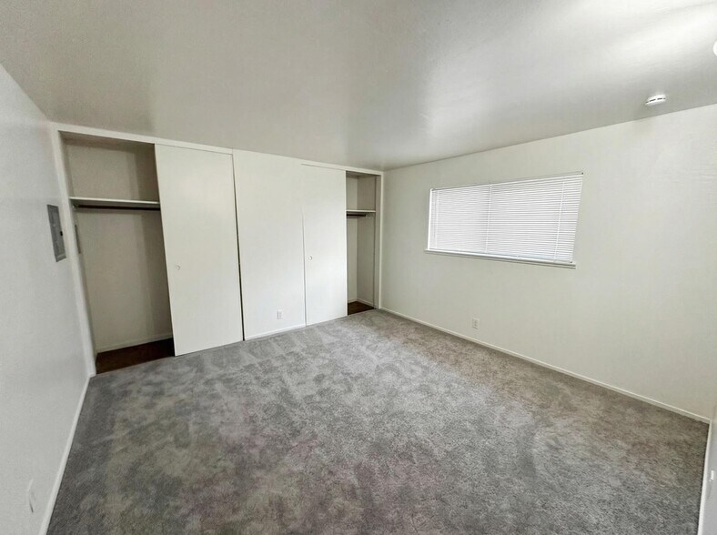 More Photos Of 2345 92nd Ave, Oakland Apartments For Sale