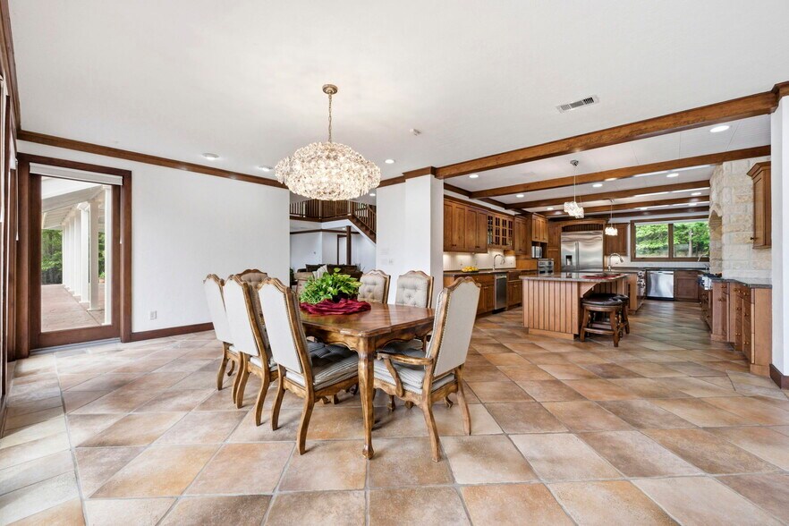 More Photos Of 43 Pool Rd, Richards Specialty For Sale
