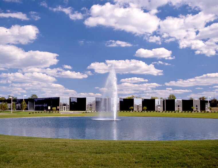 Primary Photo Of 4601-4671 Hilton Corporate Dr, Columbus Office For Lease