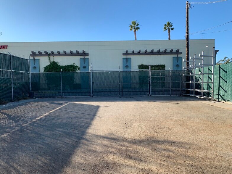 More Photos Of 3323 Lime Ave, Long Beach Office For Sale