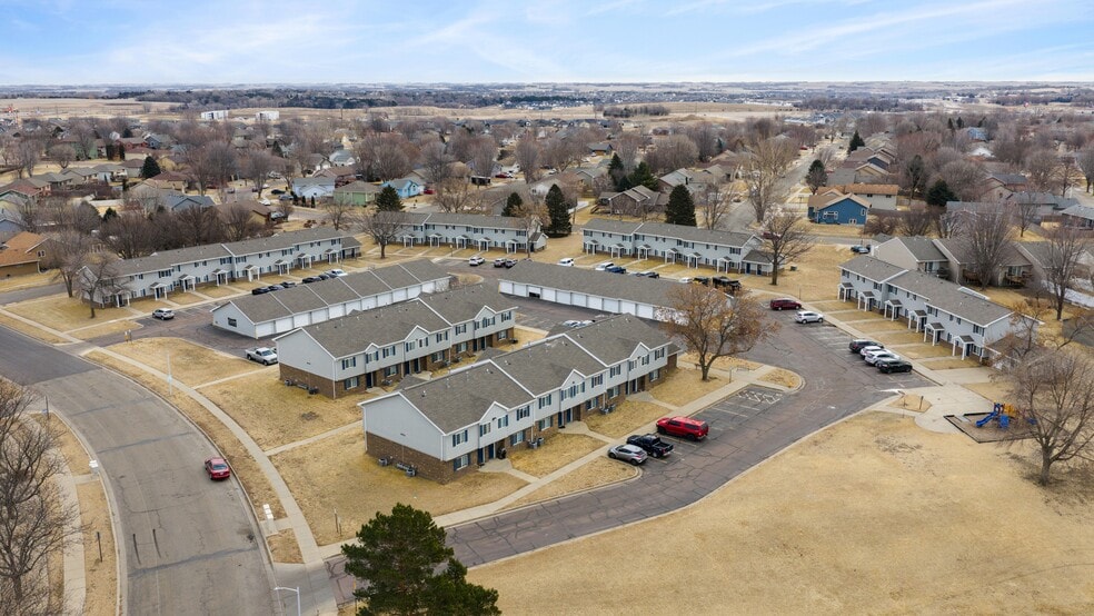 More Photos Of 4601 E 3RD St, Sioux Falls Apartments For Sale