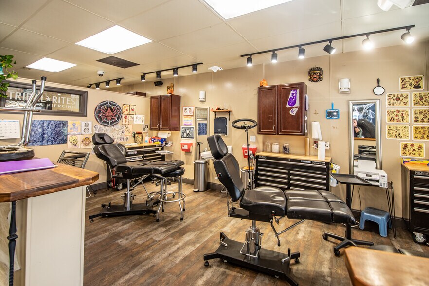 More Photos Of , Boulder General Retail For Sale