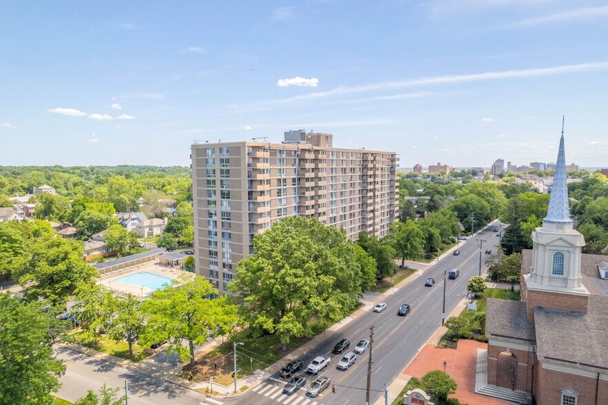 More Photos Of 2401 Pennsylvania Ave, Wilmington Apartments For Lease