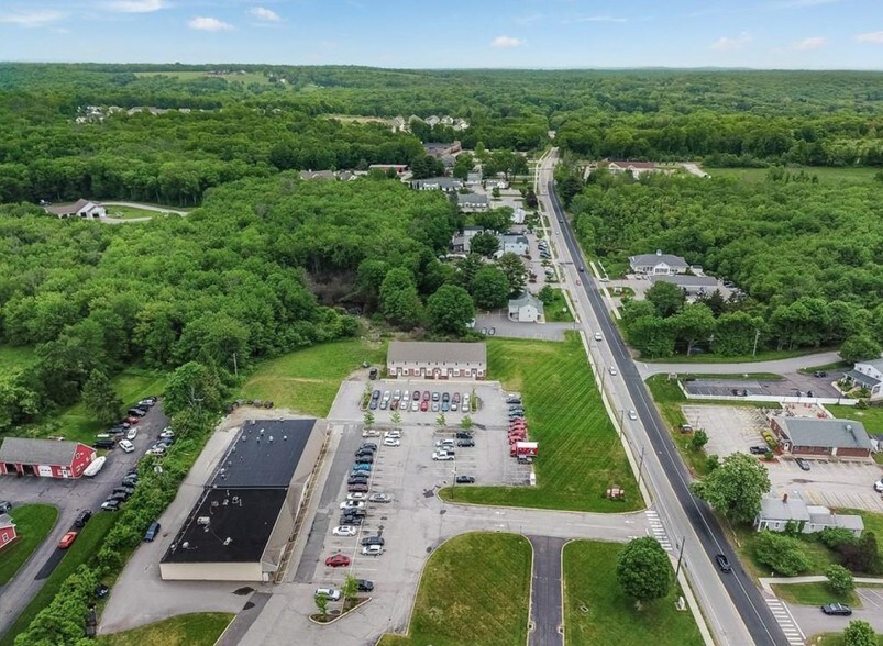 More Photos Of 41-61 Main St, Hebron Restaurant For Sale