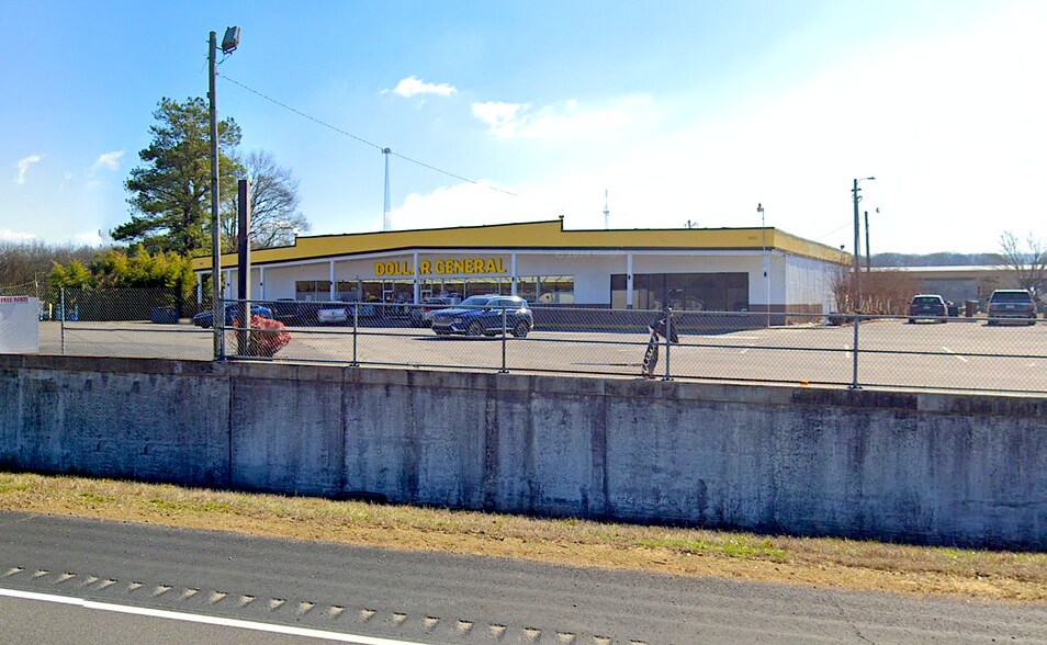 More Photos Of 41125 Us Highway 72, Stevenson Storefront For Lease