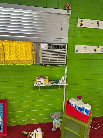 More Photos Of 2100 E Lambert Rd, La Habra Contractor Storage Yard For Sale