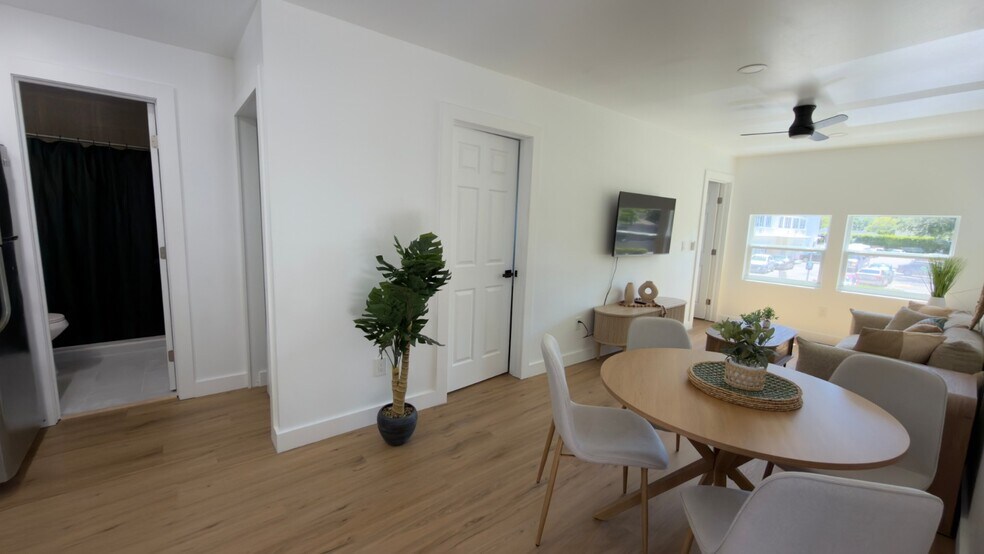 More Photos Of 1922 Hillcrest St, Orlando Office For Sale