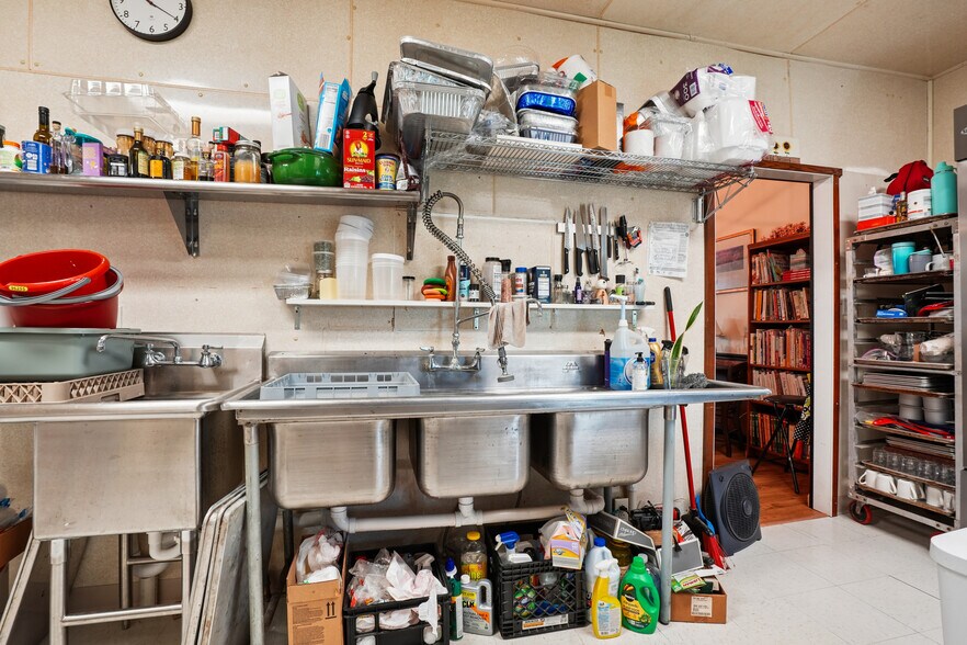 More Photos Of 67 E Main St, Benton Storefront Retail Residential For Sale