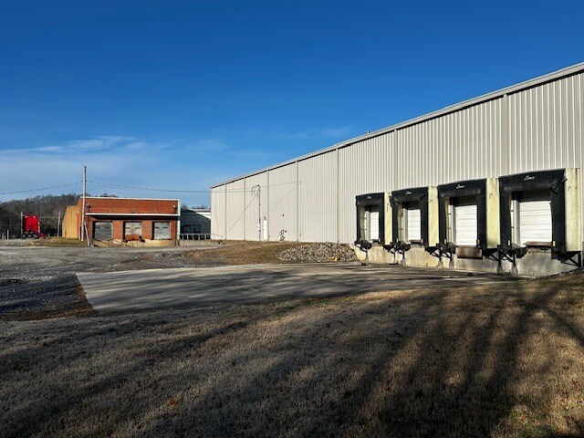 More Photos Of 1347 Hwy 411 N, Etowah Manufacturing For Lease
