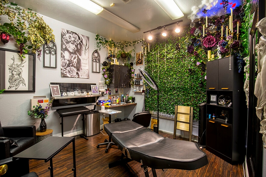 More Photos Of 203 Sunrise Ave, Roseville Freestanding For Sale