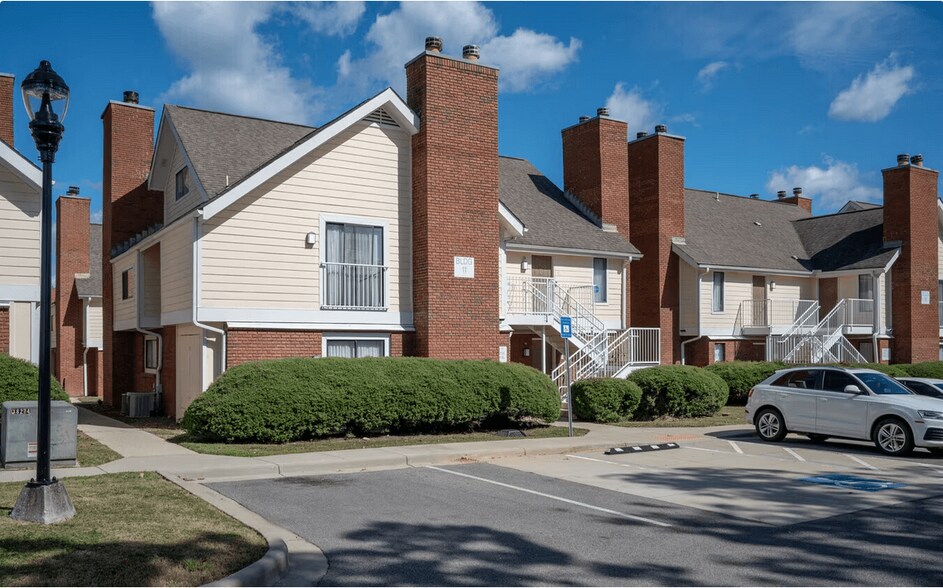 More Photos Of 3 Greenhill Pky, Birmingham Apartments For Sale