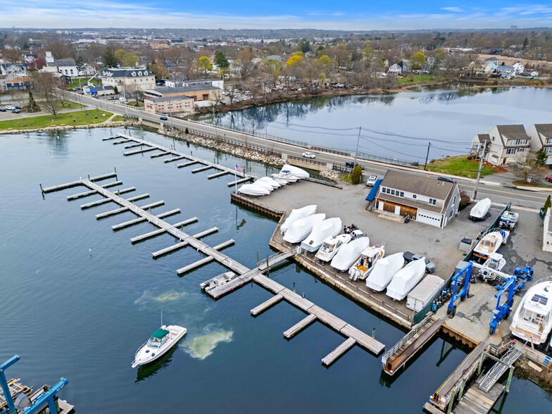 More Photos Of 112 Liberty St, Danvers Marina For Sale