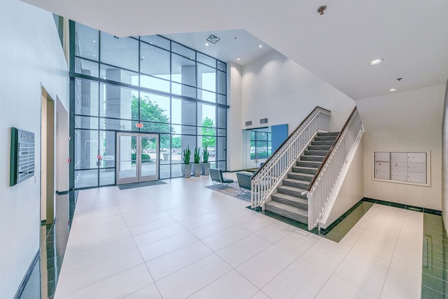 More Photos Of 3101 E President George Bush Hwy, Richardson Office For Lease