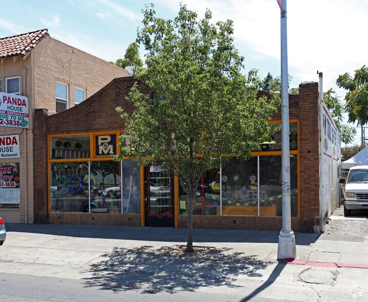 More Photos Of 2020 Broadway, Sacramento General Retail For Sale
